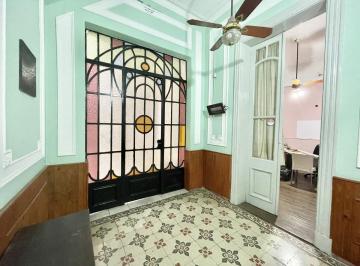 Local comercial · 180m² · 8 Ambientes · Venta Casona Antigua - 8 Ambientes - Ideal Instituciones/comercios - Bv Oroño 500