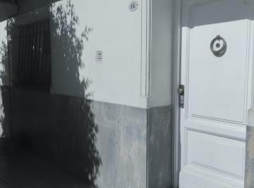 PH · 53m² · 2 Ambientes · Amplio PH en Venta en Floresta
