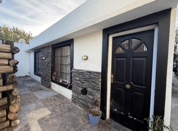 Casa · 80m² · 4 Ambientes · 1 Cochera · PH 4 Ambientes - Ituzaingo