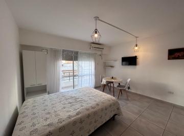 Departamento · 30m² · 1 Ambiente · Monoambiente en Alquiler con Balcón en Zona Rio, Rosario