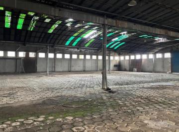 Depósito · 3300m² · 2 Ambientes · Galpón en Venta - 2 Naves - Chivilcoy