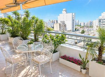 Departamento · 130m² · 4 Ambientes · 1 Cochera · Exclusivo Piso de 3 Dorm. con Gran Terraza y Cochera – Zona Plaza Moreno