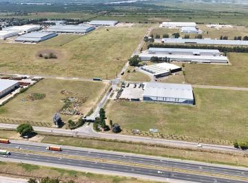 Terreno · 10508m² · Lote Industrial de 10.508 m² en Venta en Parque Industrial Campana