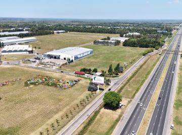Terreno · 8845m² · Lote Industrial de 8.845 m² en Venta en Parque Industrial Campana