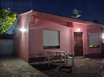 Casa · 39m² · 3 Ambientes · 1 Cochera · Venta Casa de 3 Ambientes a Media Cuadra del Mar en Mar del Tuyu