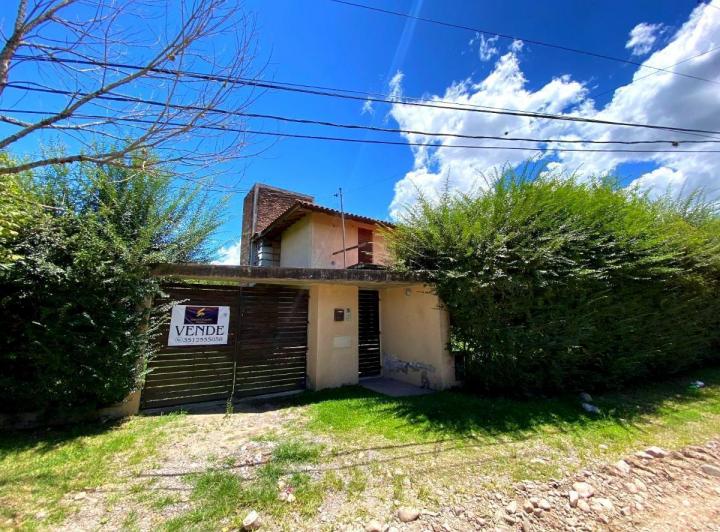 Casa · 165m² · 6 Ambientes · 1 Cochera