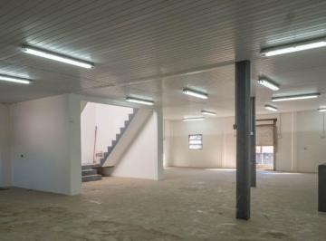 Depósito · 440m² · Venta Galpón Depósito con Vivienda - Lomas del Mirador