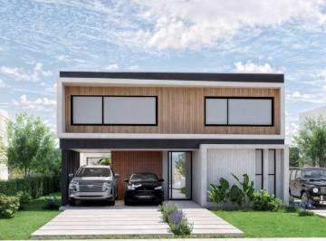 Casa · 225m² · 4 Ambientes · 2 Cocheras · Venta Casa 5 Amb. con Muelle y Pileta Barrio Canal - Permuta y Financia