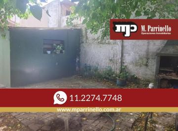 Terreno · 98m² · 3 Ambientes · 1 Cochera · Lote con Casa a Refaccionar