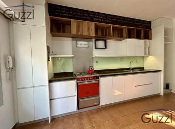 PH · 65m² · 3 Ambientes · Impecable PH 3 Ambientes Escritorio Reciclado a Nuevo en Villa Adelina