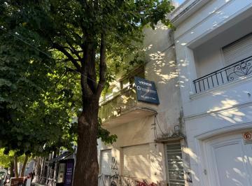 PH · 120m² · 4 Ambientes · PH en Venta en La Plata Primer Piso por Escalera