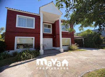 Casa · 240m² · 7 Ambientes · 3 Cocheras · Casa en Venta Haras Santa Maria - Escobar