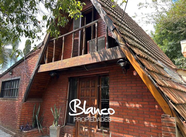 Casa · 66m² · 4 Ambientes · 1 Cochera