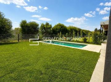 Casa · 195m² · 6 Ambientes · 2 Cocheras · Casa en Venta en Carpinchos, Nordelta, Tigre