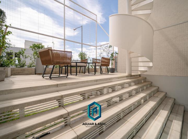 Casa · 126m² · 6 Ambientes · 2 Cocheras