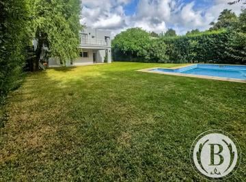 Casa de 5 ambientes, Escobar · Bustamante Prop Villa Olivos 12509 Casa Venta Pilar
