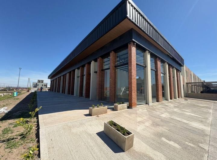 Local comercial · 80m² · 2 Ambientes