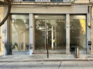 Local comercial · 330m² · 3 Ambientes · Local Comercial en Venta