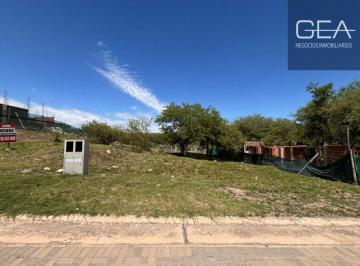 Terreno en Venta  Maitenes de La Deseada · Venta. Lote. Maitenes de La Deseada. 458 m². Hermoso Entorno Verde!