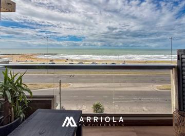 Departamento · 32m² · 1 Ambiente · 1 Cochera · Monoambiente Frente Al Mar con Cochera. Moderno