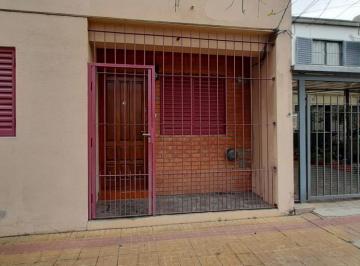 Departamento · 50m² · 3 Ambientes · 1 Cochera · PH de Dos Dorm. con Cochera en Venta y Alquiler - La Plata
