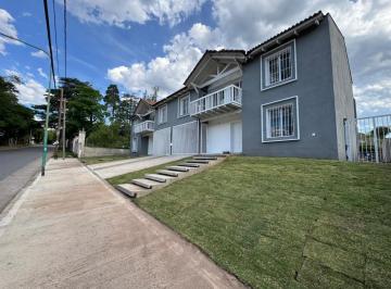 Casa de 3 ambientes, Unquillo · Casa Moderna de 3 Dorm. en Sierras Chicas – 250 m² Cubiertos