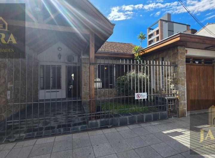 Casa · 150m² · 4 Ambientes · 1 Cochera