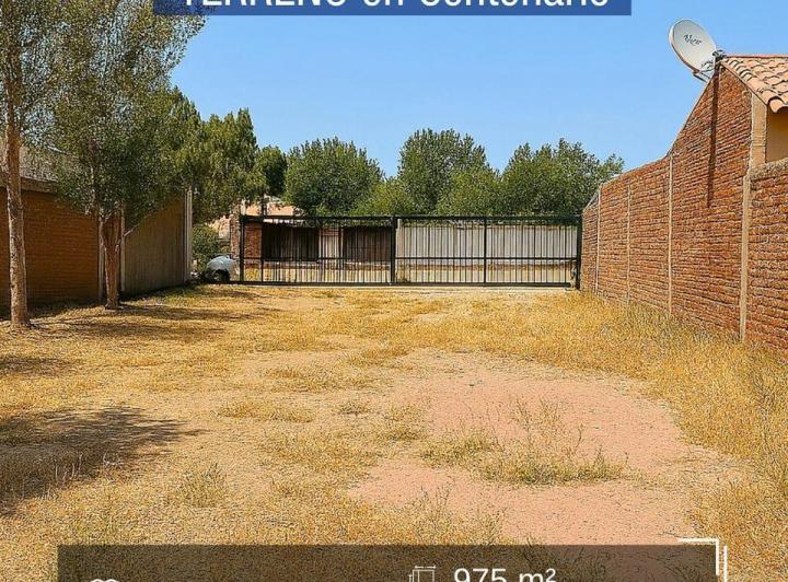 Terreno · 975m²