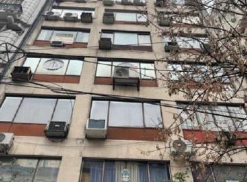 Oficina comercial · 39m² · 2 Ambientes · Oficina Al Frente en Venta en Tribunales