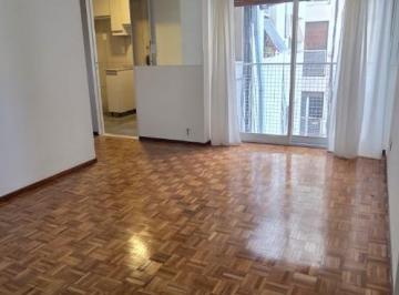 Departamento · 40m² · 2 Ambientes · 1 Cochera · 2 Ambientes C/cochera Super Lumi Todo Reciclado Real Oport