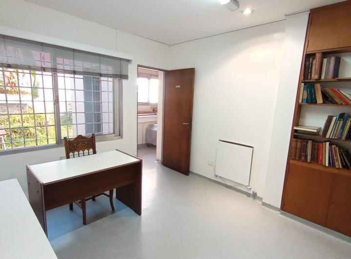 Edificio · 250m²