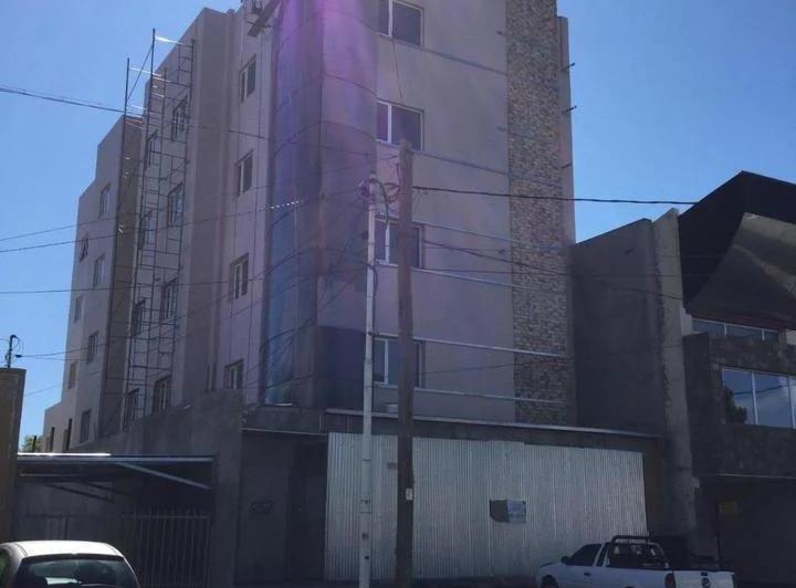 Edificio · 1470m² · 30 Ambientes · 12 Cocheras