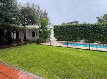 Casa · 300m² · 6 Ambientes · 2 Cocheras · Casa en Yerba Buena - 4 Dorm, 300 m², Pileta, Jardín 1000 m² - Pedro de Villalba