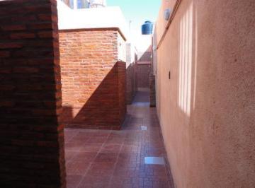 Departamento · 45m² · 2 Ambientes · Ov. Lagos 5206 - Depto. de Pasillo de 1 Dormitorio en Alquiler - Rosario