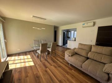 Departamento · 54m² · 3 Ambientes · 1 Cochera · Departamento Frente a Club de Campo
