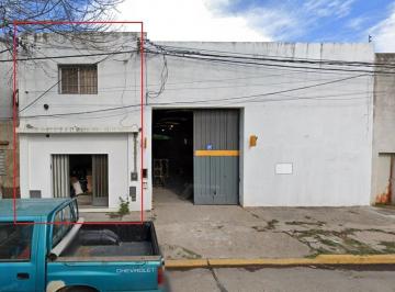 Bodega-Galpón · 189m² · 1 Cochera · Galpón en Zona Sur