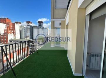 Departamento · 87m² · 4 Ambientes · 4 Ambientes a La Calle con Balcon Terraza