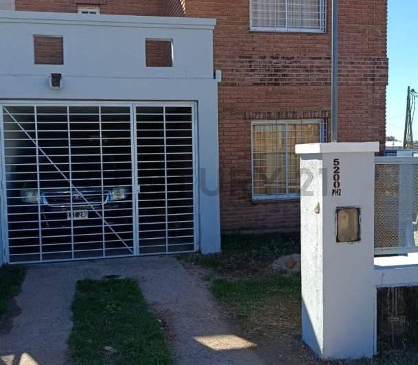 Casa · 150m² · 2 Dormitorios