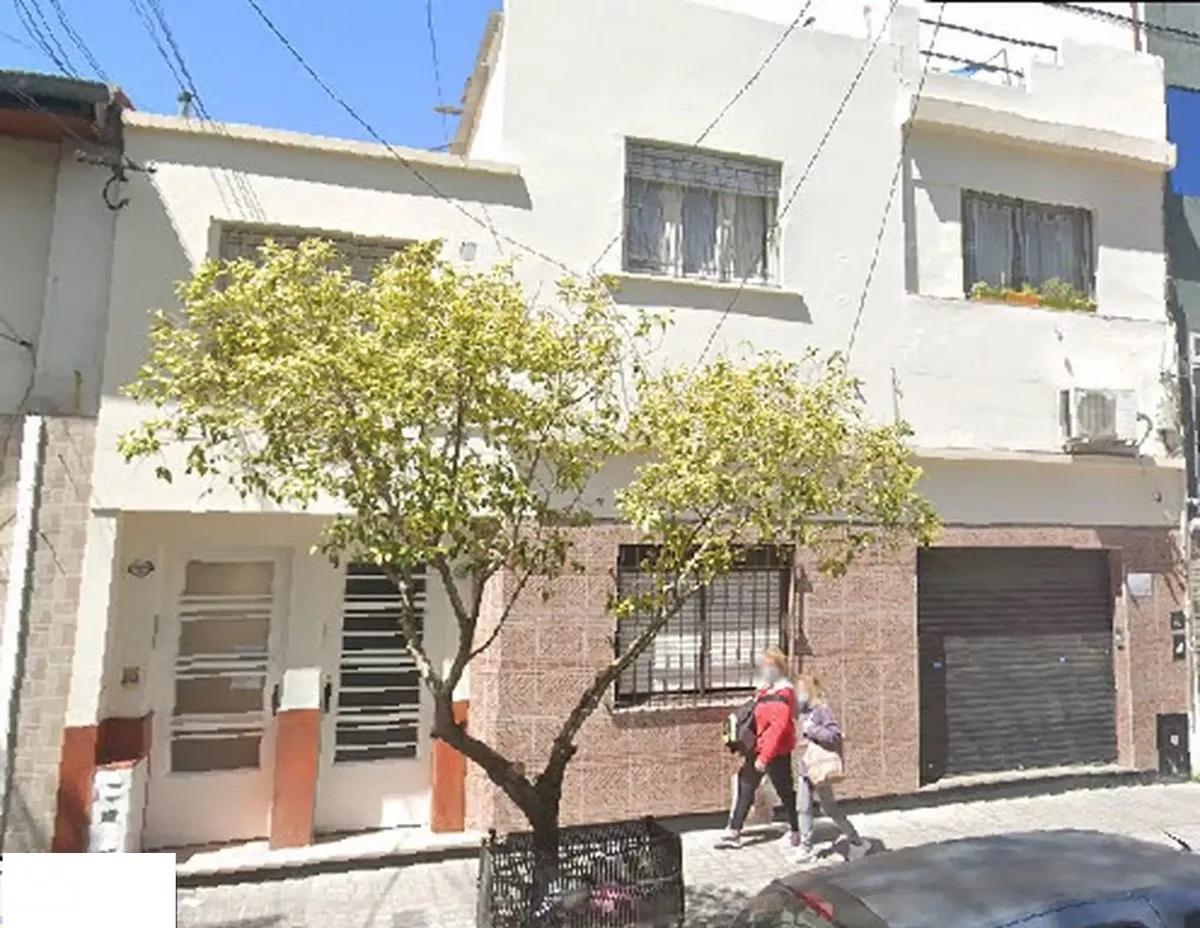 Ministro Brin 2932, Lanús Oeste, Lanús