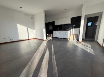 Casa · 60m² · 2 Ambientes · 2 Cocheras · Venta Casa a Estrenar con Pileta en Punta Chacra, Roldan