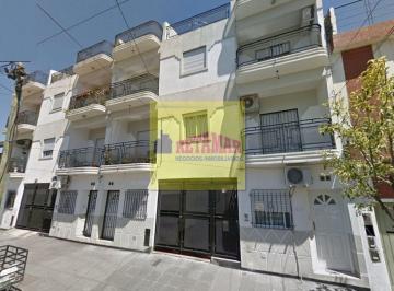 Departamento de 3 ambientes, La Matanza · Departamento de 3 Ambientes con Cochera - Planta Baja Al Frente con Patio - Villa Luzuriaga