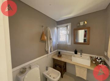 Departamento · 64m² · 3 Ambientes · 1 Cochera · Depto de 2 Dorm. Premium en El Centro de San Martín de Los Andes