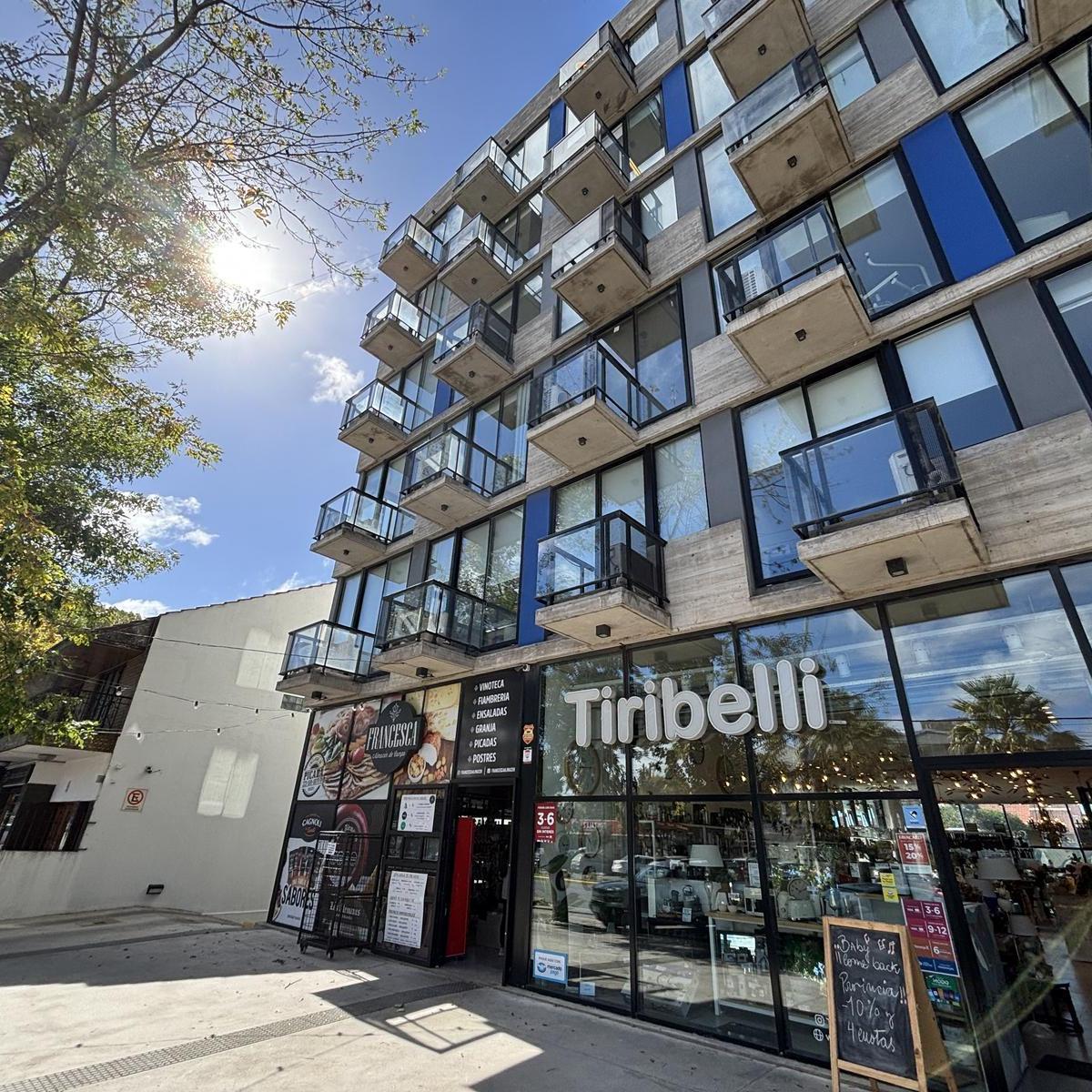Venta departamento de un ambiente con cochera ubicado en Avenida Constitución al 4800