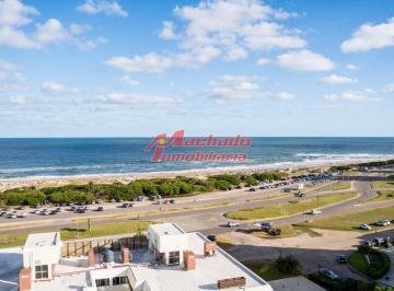 Foto1 · Apartamento de Tres Dorm. Mas Servicio en Venta Playa Brava