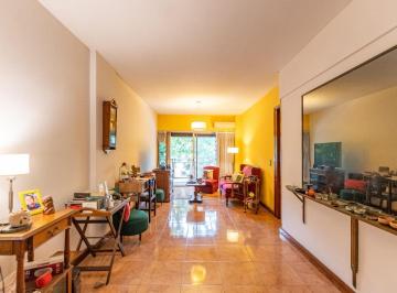 Departamento · 72m² · 4 Ambientes · Venta Depto 4 Amb Al Frente con Balcon Corrido - Villa Crespo