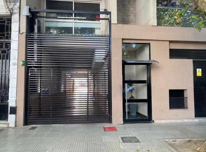 Monoambiente en Av Dorrego Limite Palermo C/pileta