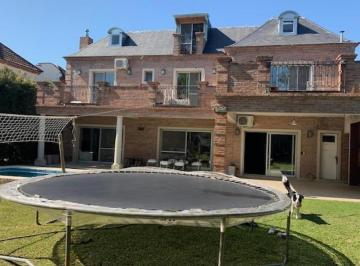 Casa · 450m² · 6 Ambientes · Casa en Alq. Temporario Ubicado en Santa Maria de Tigre, Rincón de Milberg, Tigre