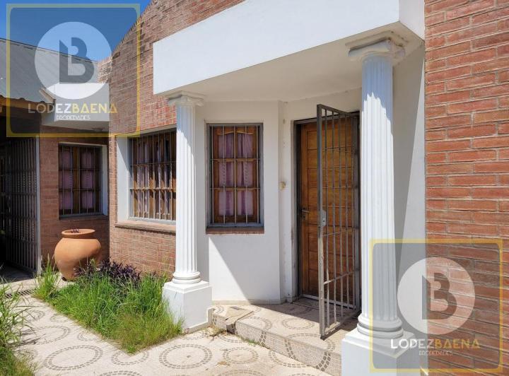 Casa · 170m² · 6 Ambientes · 2 Cocheras