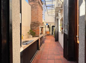 PH · 83m² · 4 Ambientes · Casa de Pasillo en Zeballos 600 - Barrio Martin