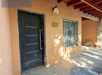 Casa · 330m² · Casa en Saladillo